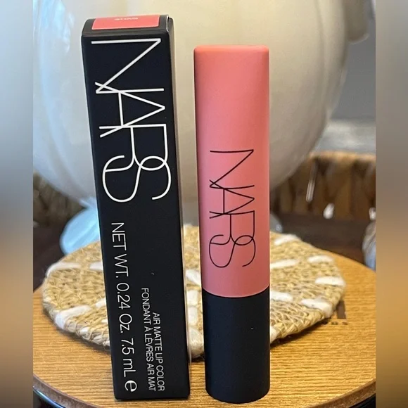 NARS Air Matte Lipstick In Shag (Rose Nude) - Picture 9 of 11